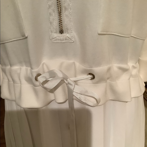 Pocket and zipper detailed midi dress. - Picture 5 of 11